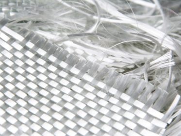 vật liệu FRP có khả năng chống va đập tốt, chịu được các biến dạng