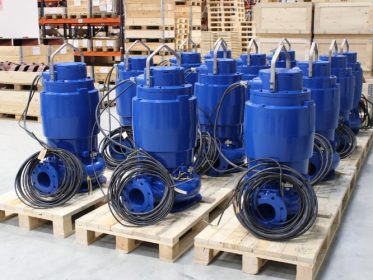 Bơm nước thải là một thiết bị được sử dụng để bơm, hút nước thải