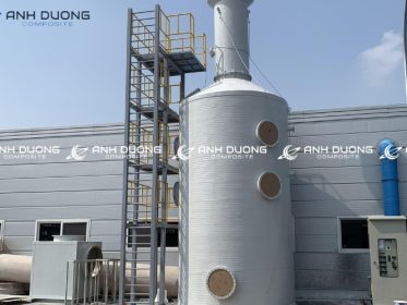 Tháp scrubber sử dụng dung dịch để hấp thụ các yếu tố ô nhiễm trong khí thải